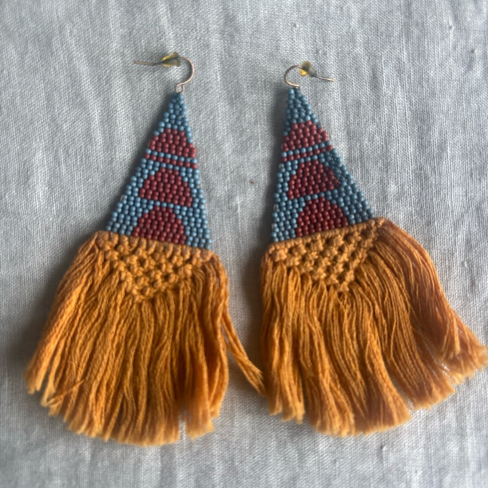 💔SOLD💔Handcrafted Beaded Fringe Earrings